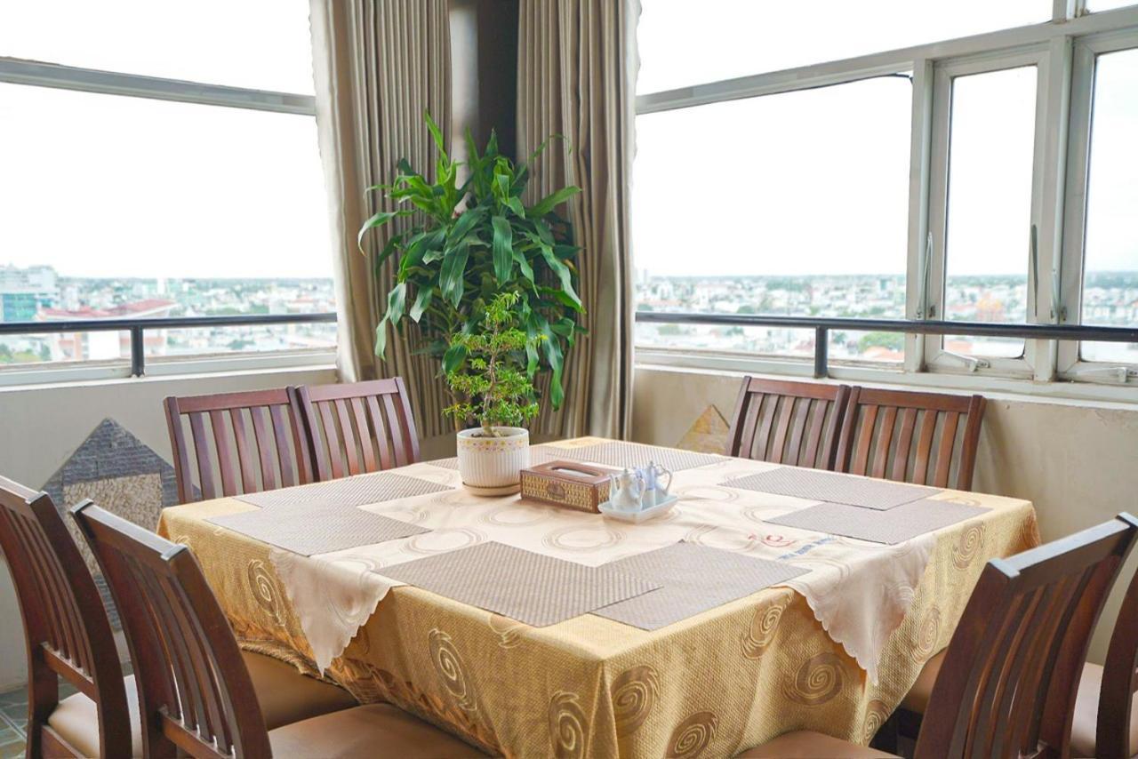 Hoa Binh 1 Hotel Long Xuyen Bagian luar foto