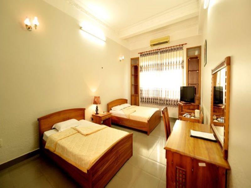 Hoa Binh 1 Hotel Long Xuyen Bagian luar foto